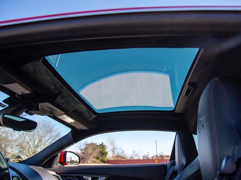 Used 2015 Jaguar F-TYPE R image 15