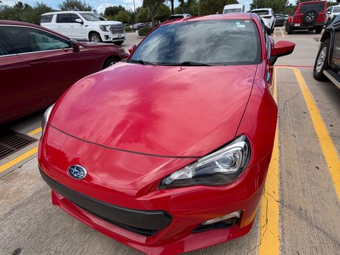 Used 2016 Subaru BRZ Limited RWD image 2