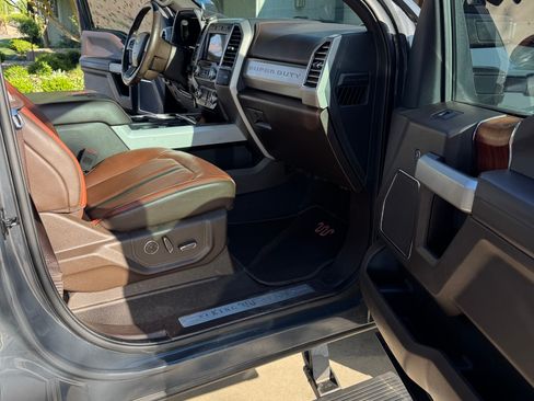 Used 2021 Ford F250 King Ranch w/ King Ranch Ultimate Package image 22