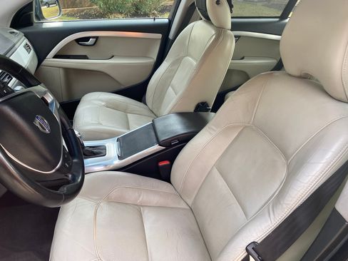 Used 2013 Volvo S80 T6 Platinum image 9