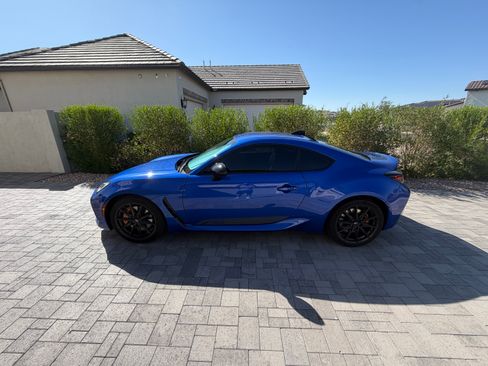 Used 2025 Subaru BRZ tS w/ Popular Package 1 RWD image 4