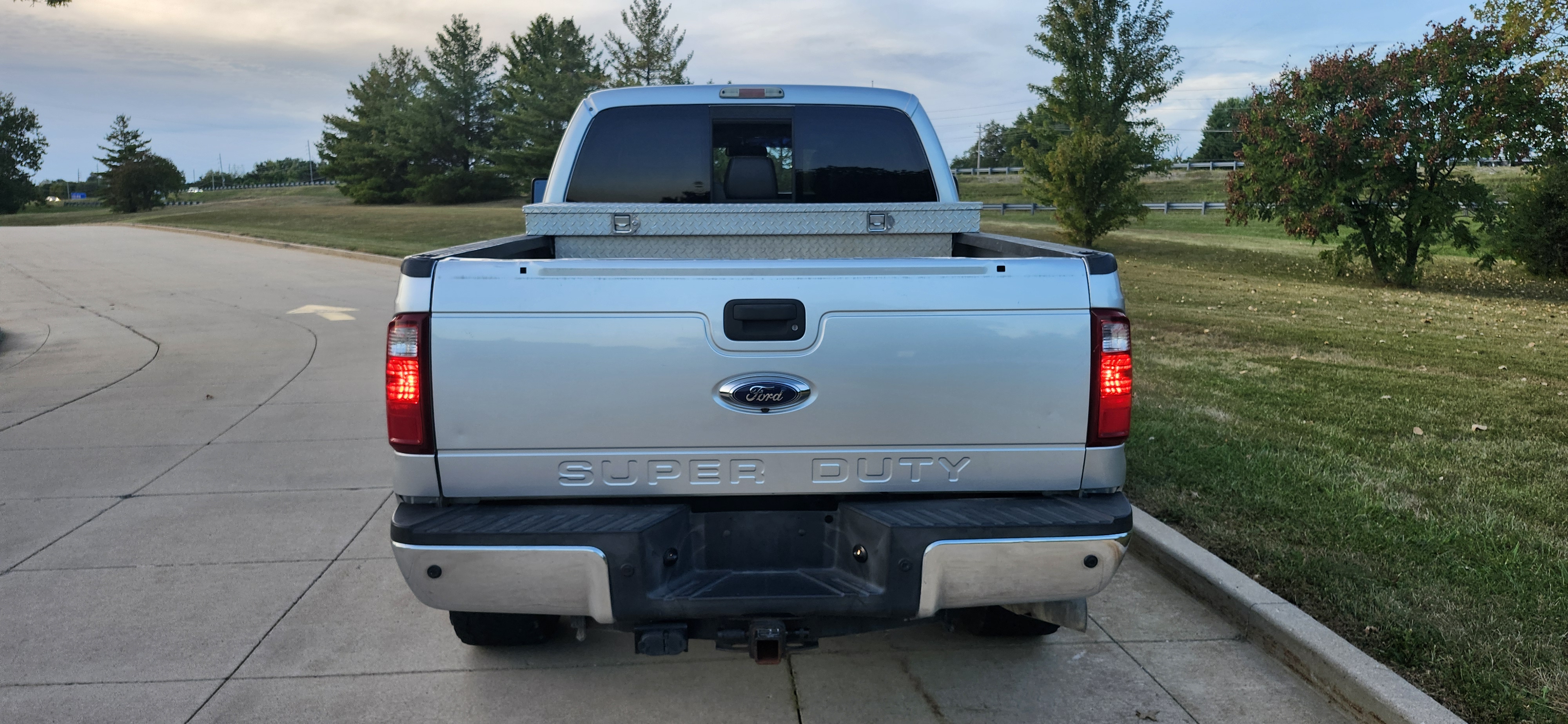 Used 2013 Ford F250 Lariat w/ FX4 Off Road Pkg AWD/4WD image 11