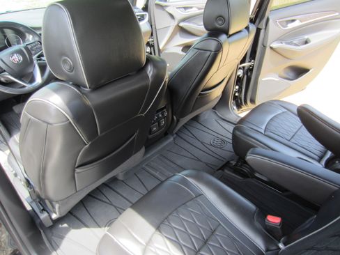 Used 2023 Buick Enclave Avenir w/ Trailering Package, 5000 lbs. FWD image 16