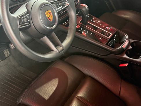 Used 2022 Porsche Macan image 14