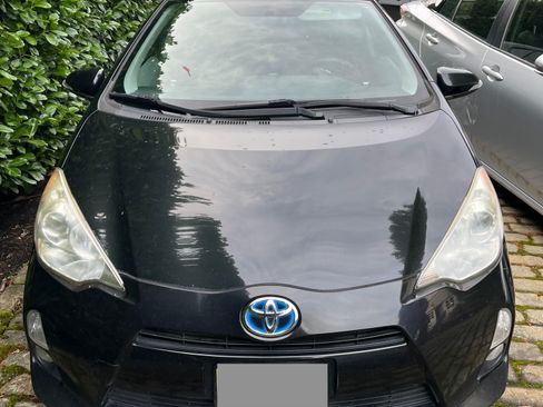Used 2012 Toyota Prius C Four image 5
