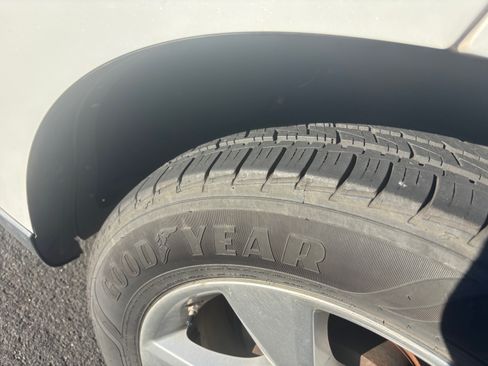 Used 2011 Lexus RX 350 AWD image 5