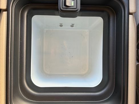 Used 2014 Land Rover LR4 HSE LUX image 21