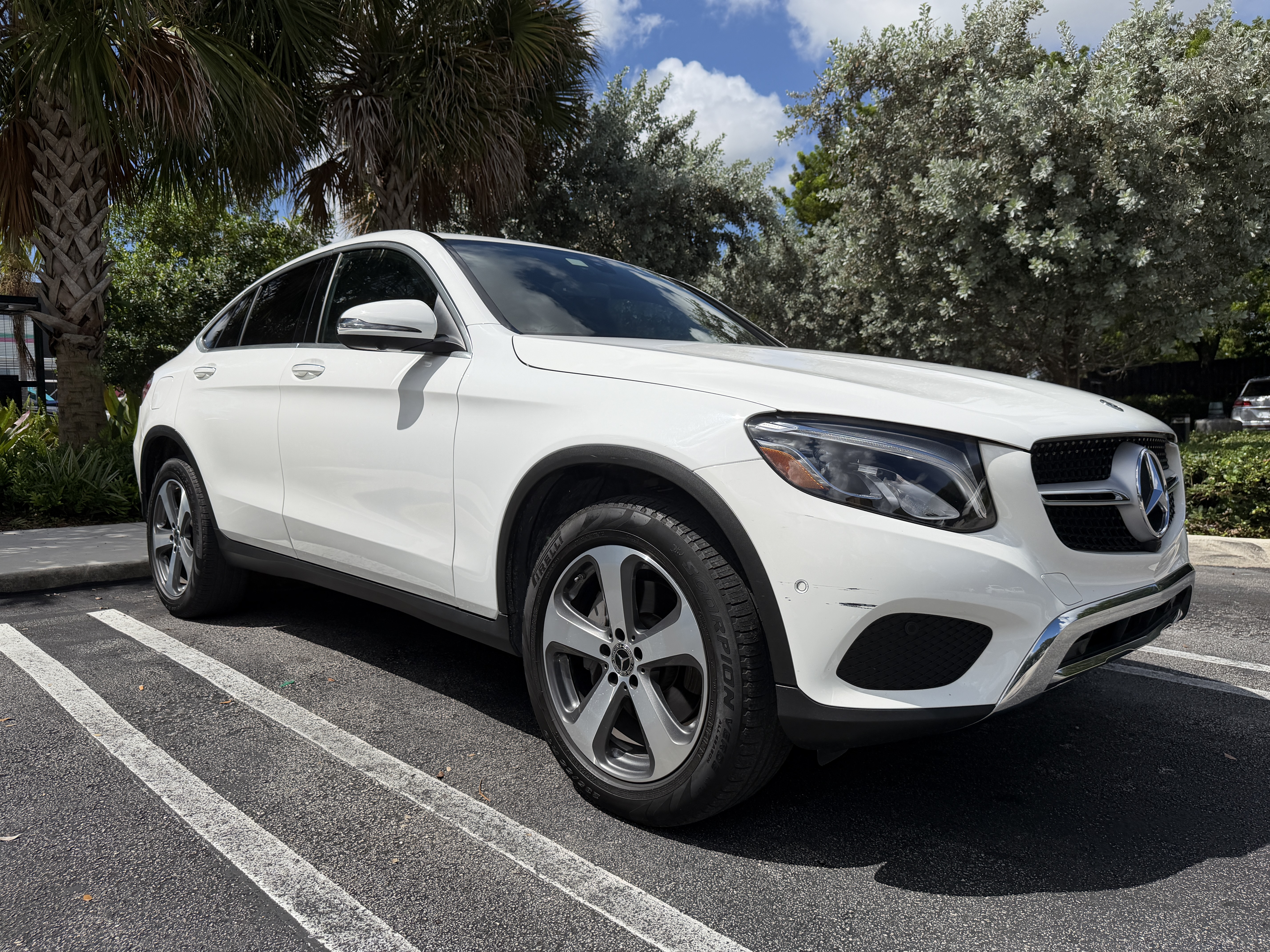 Used 2019 Mercedes-Benz GLC 300 4MATIC Coupe image 6