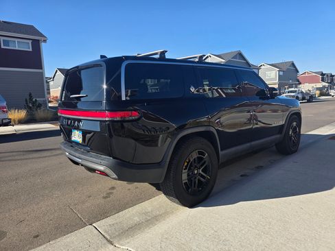 Used 2023 Rivian R1S Adventure image 13