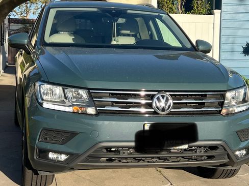 Used 2020 Volkswagen Tiguan SEL image 6