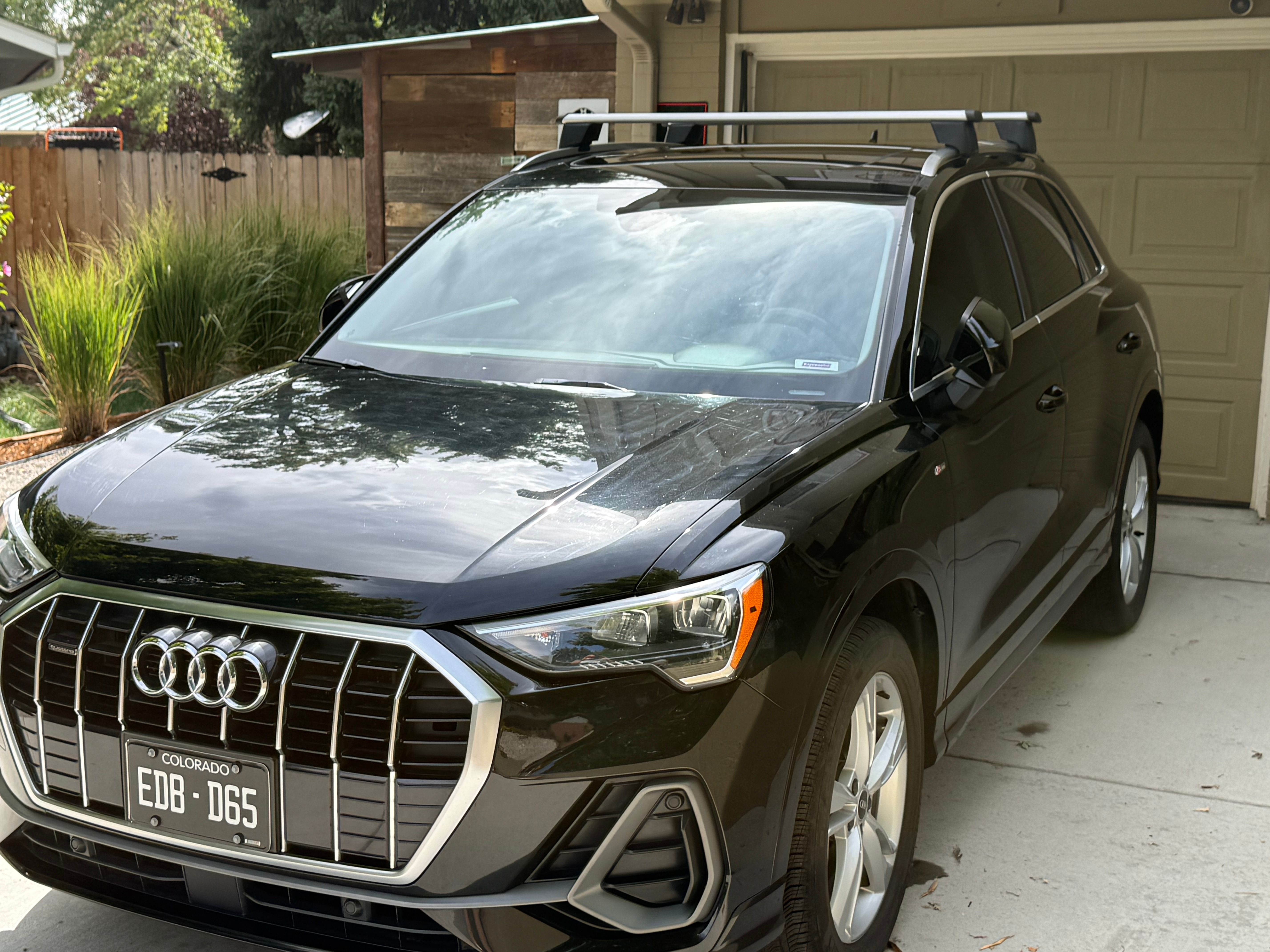 Used 2021 Audi Q3 2.0T Premium w/ Convenience Package AWD/4WD image 1