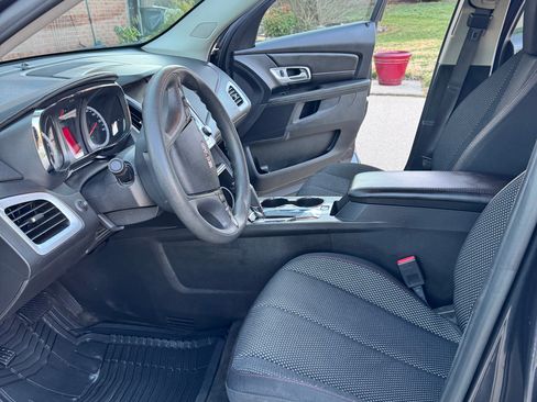 Used 2016 GMC Terrain SLE image 12