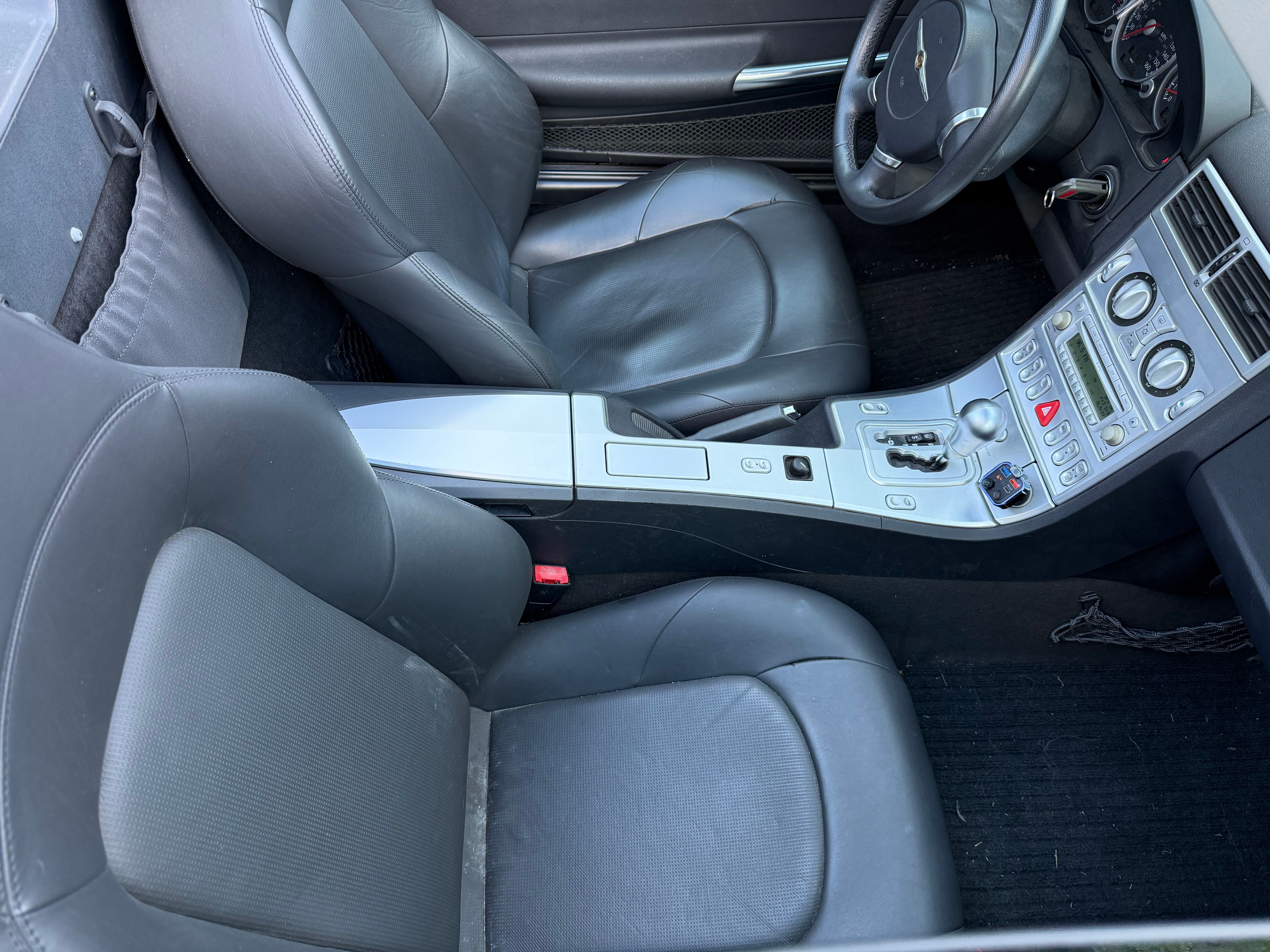 Used 2005 Chrysler Crossfire Limited RWD image 11
