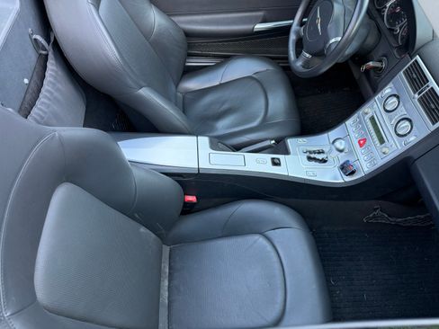 Used 2005 Chrysler Crossfire Limited image 11