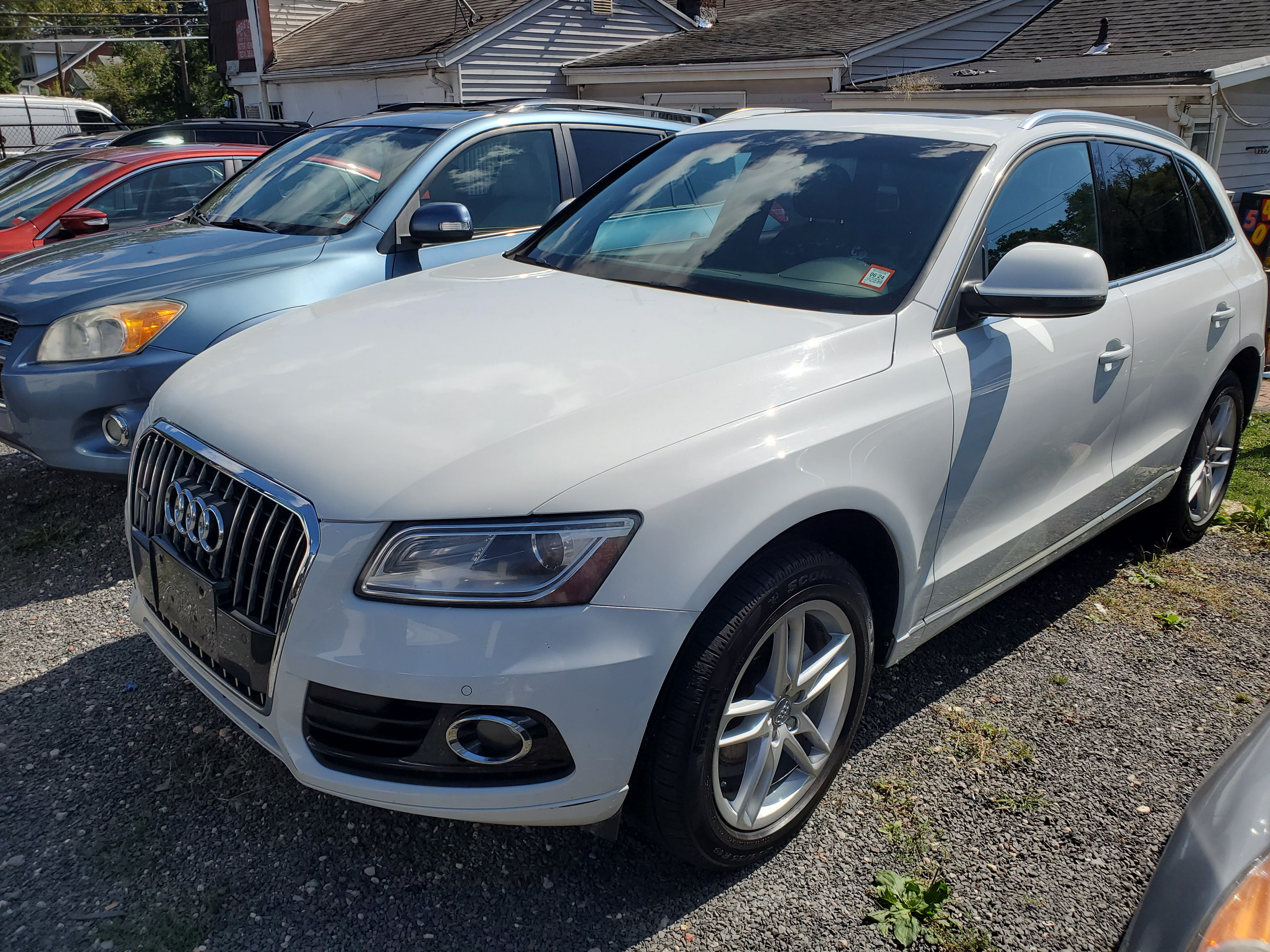 Used 2013 Audi Q5 2.0T Premium Plus w/ Premium Plus Pkg AWD/4WD image 2