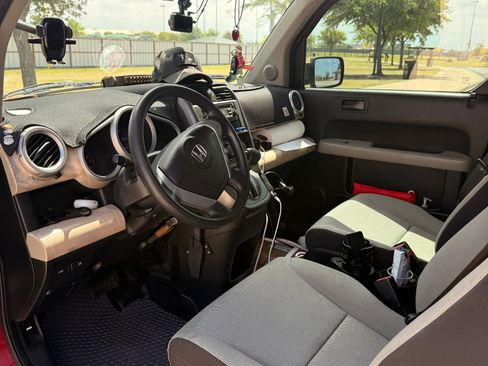 Used 2007 Honda Element LX image 12