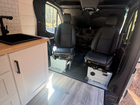 Used 2023 Mercedes-Benz Sprinter 2500 image 17