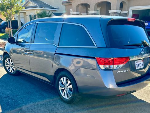 Used 2015 Honda Odyssey EX image 17