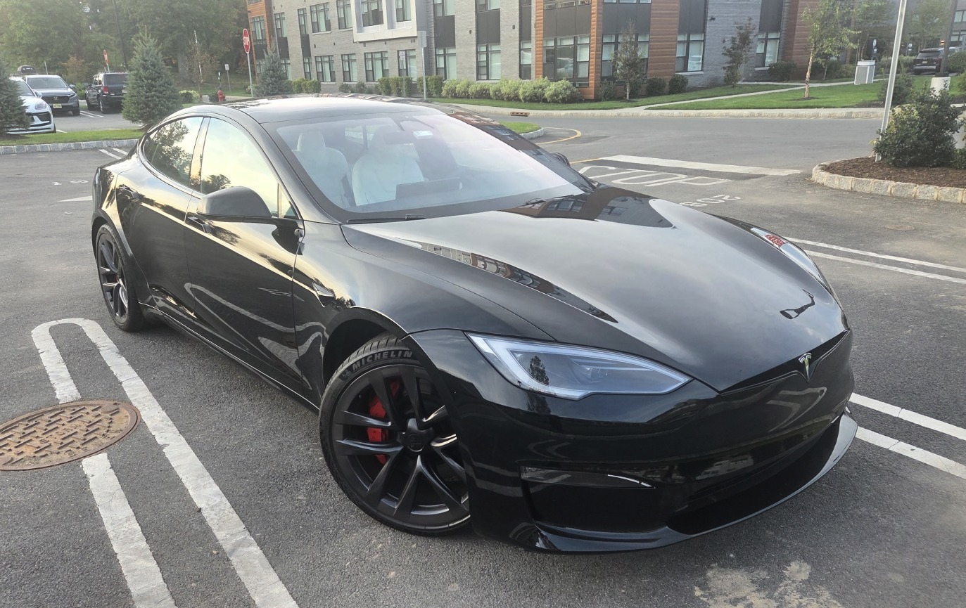 Used 2023 Tesla Model S Plaid AWD/4WD image 21