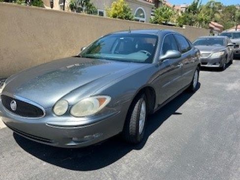 Used 2005 Buick LaCrosse CX w/ Silver Convenience Package image 5