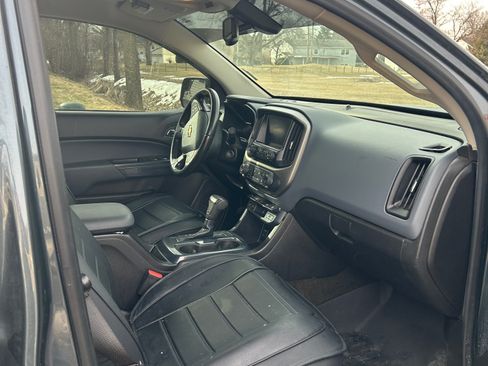 Used 2015 Chevrolet Colorado Z71 image 9