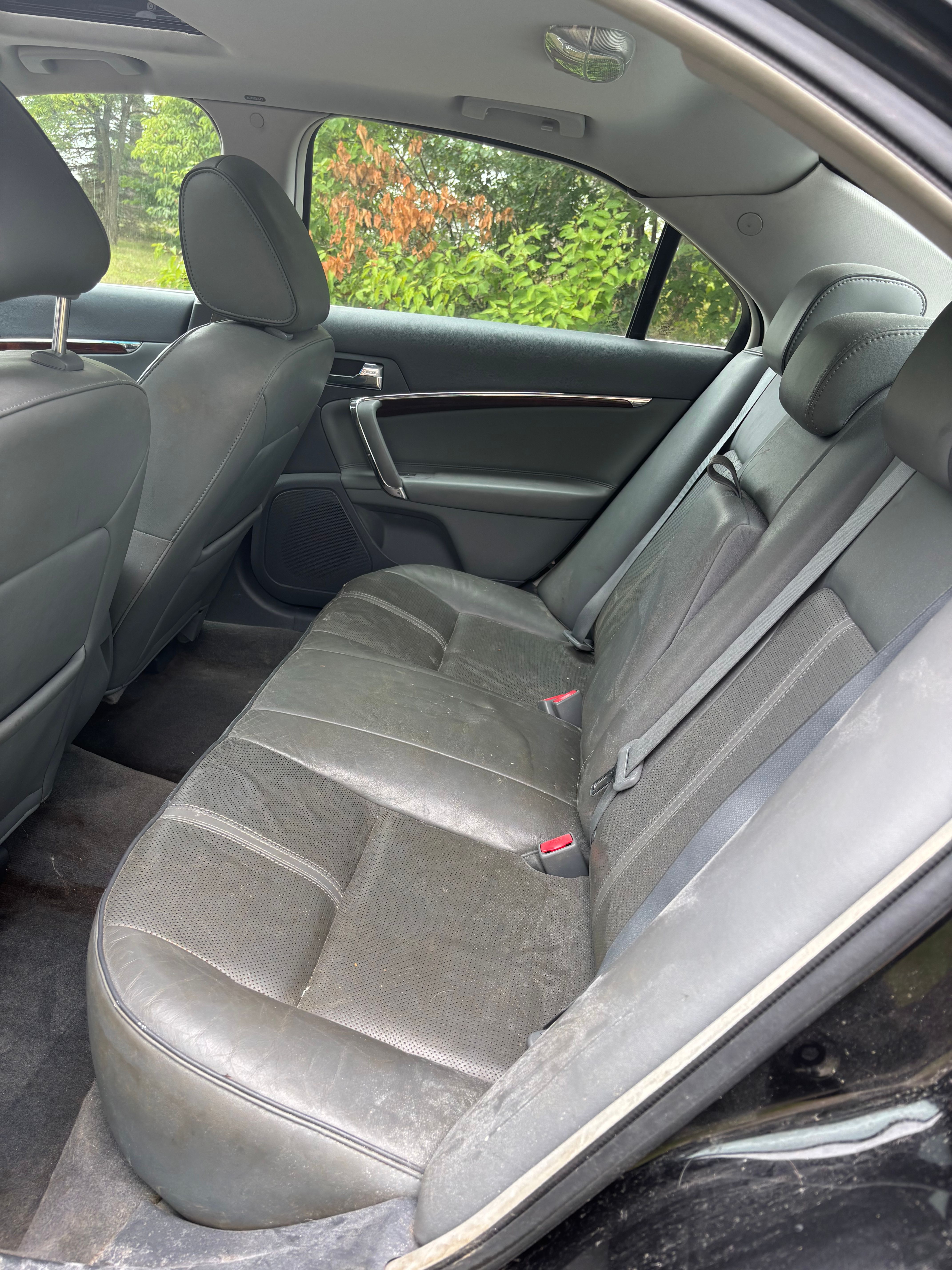 Used 2010 Lincoln MKZ FWD image 11