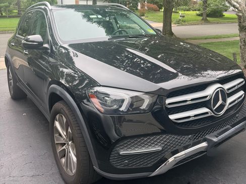 Used 2020 Mercedes-Benz GLE 450 4MATIC image 1