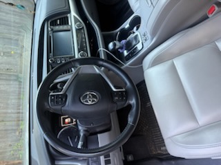 Used 2018 Toyota Highlander XLE FWD image 5