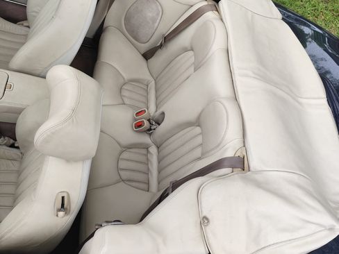 Used 2002 Jaguar XK8 Convertible image 17