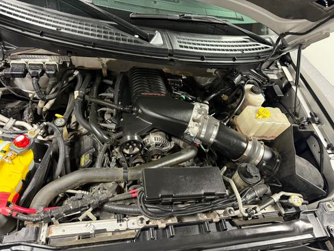 Used 2013 Ford F150 Raptor w/ Luxury Equipment Group image 10