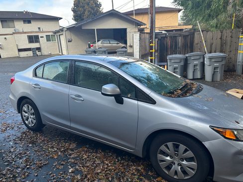 Used 2012 Honda Civic LX image 1