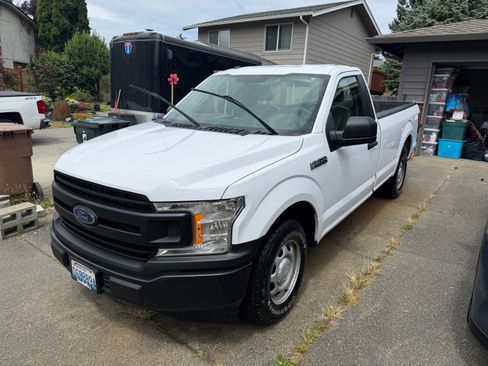 Used 2018 Ford F150 XL w/ Equipment Group 101A Mid RWD image 4