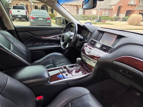 Used 2015 INFINITI Q70 L 3.7 image 6