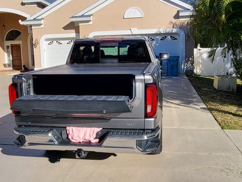 Used 2021 GMC Sierra 1500 SLT w/ SLT Premium Package image 11