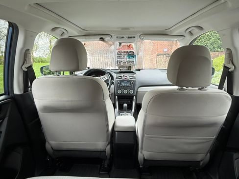 Used 2015 Subaru Forester 2.5i Premium w/ All-Weather Package AWD/4WD image 16
