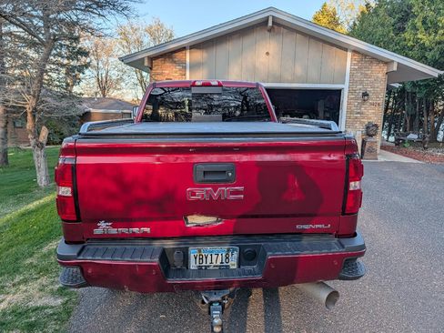Used 2019 GMC Sierra 3500 Denali w/ Duramax Plus Package AWD/4WD image 5