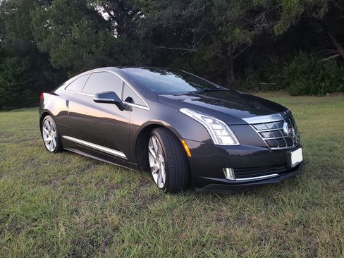 Used 2014 Cadillac ELR image 1