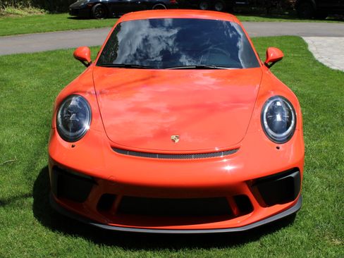 Used 2018 Porsche 911 GT3 image 2