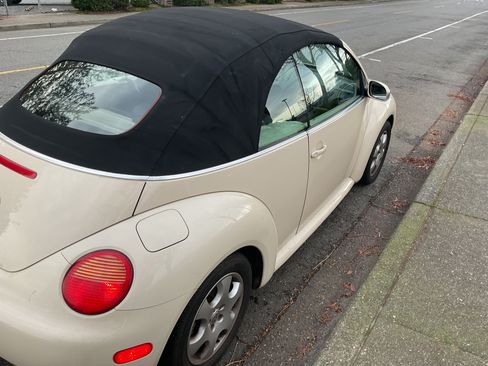 Used 2003 Volkswagen Beetle GLS image 4