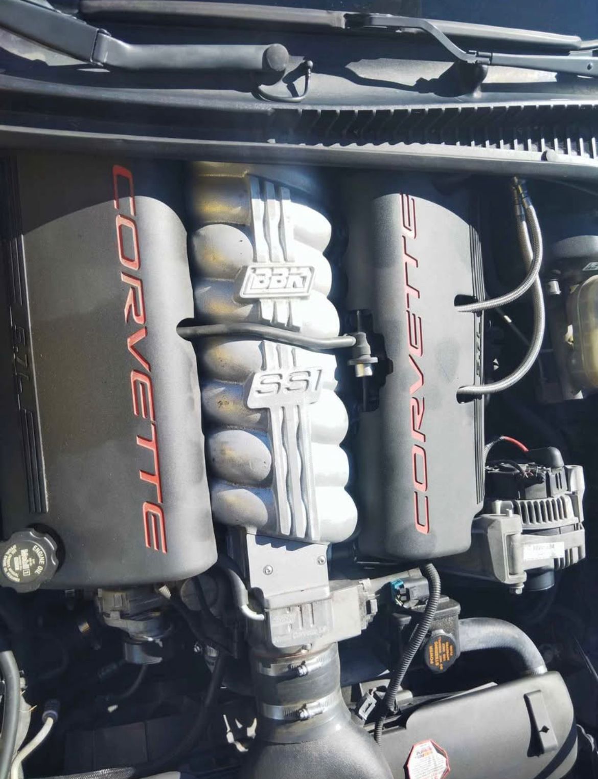 Used 1998 Chevrolet Corvette Coupe RWD image 10