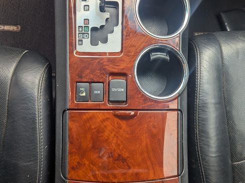 Used 2012 Toyota Highlander Limited w/ Tow Pkg image 21