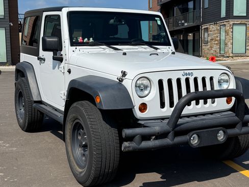 Used 2013 Jeep Wrangler Sport image 12