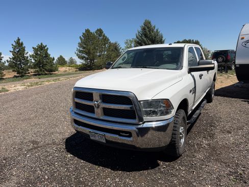 Used 2013 RAM 2500 Tradesman w/ Chrome Appearance Group AWD/4WD image 2