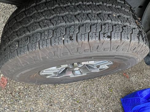 Used 2019 Toyota Tacoma TRD Off-Road image 5