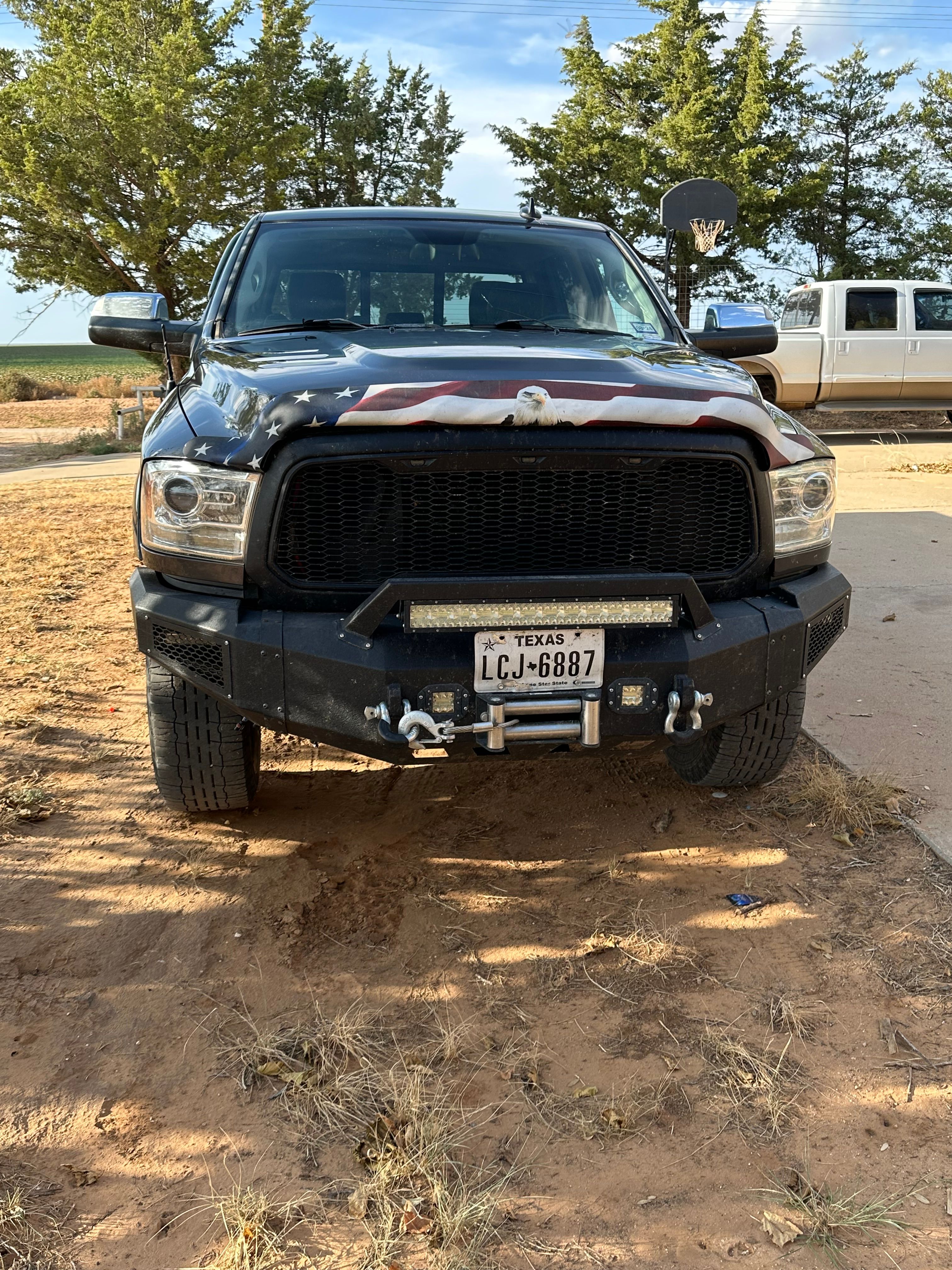Used 2018 RAM 3500 Laramie AWD/4WD image 4