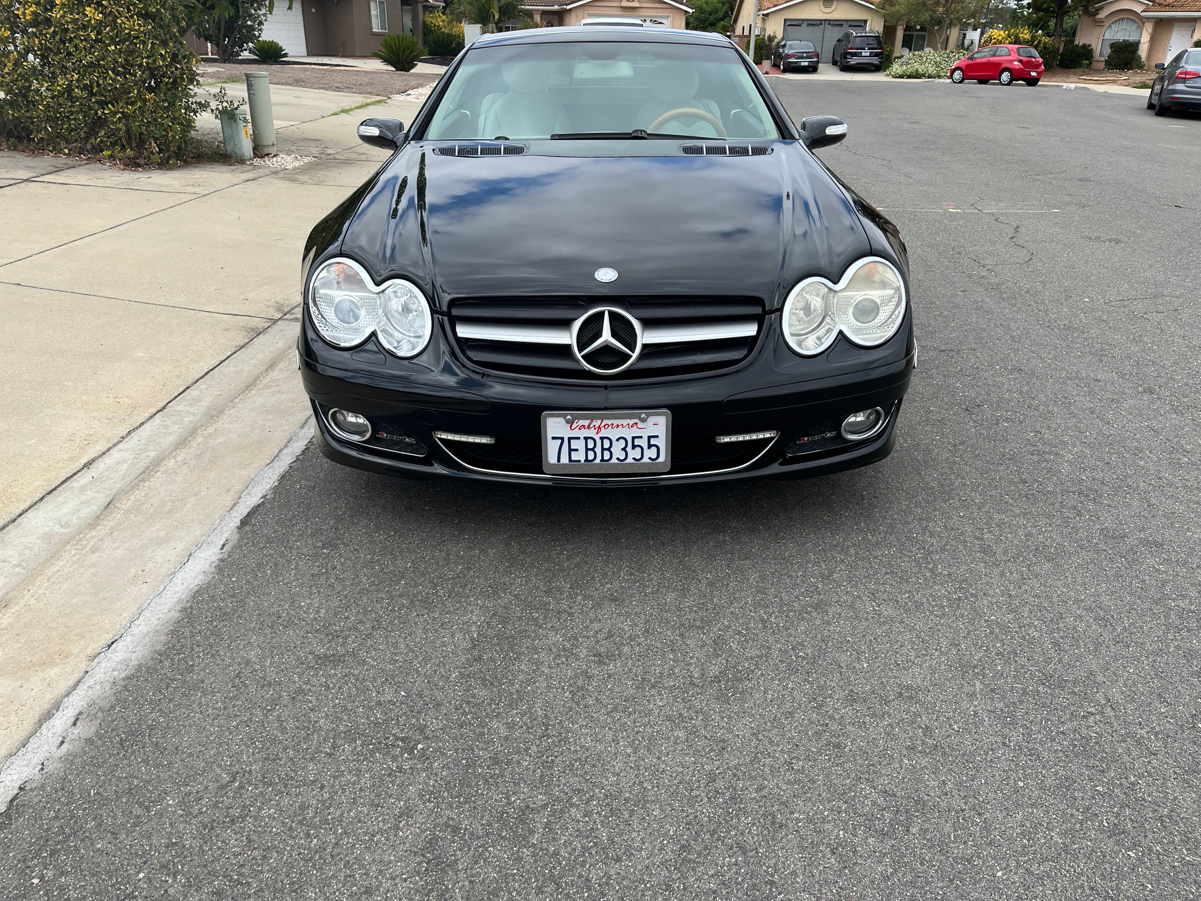 Used 2007 Mercedes-Benz SL 550 image 2