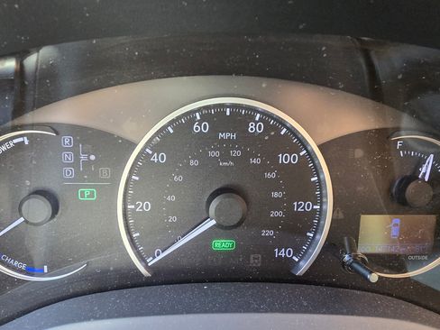 Used 2013 Lexus CT 200h w/ F Sport Pkg w/Nuluxe Trim image 13