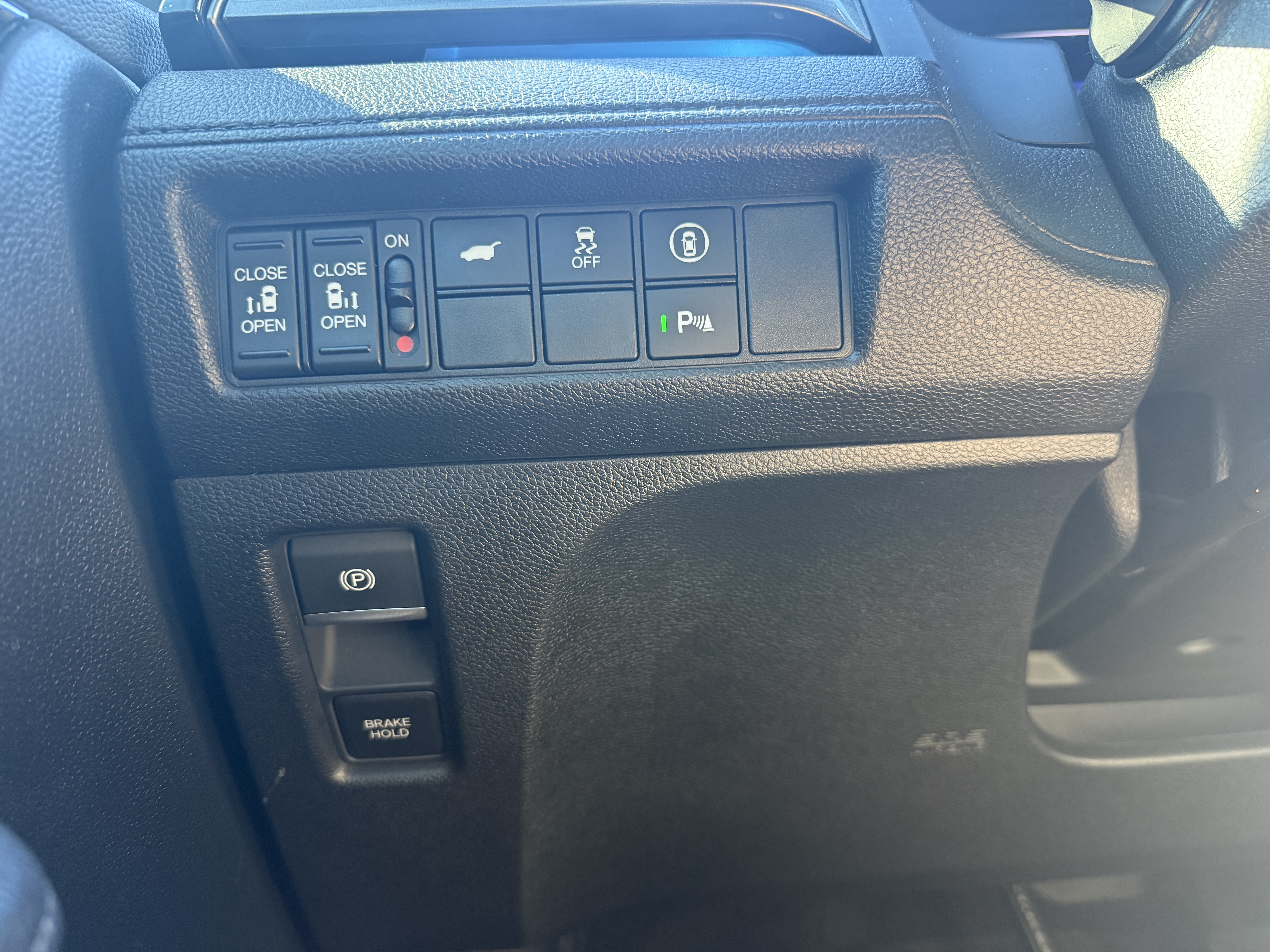 Used 2023 Honda Odyssey Elite image 23