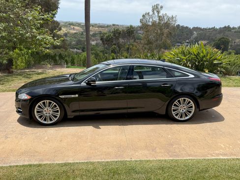 Used 2015 Jaguar XJ L Portfolio image 2