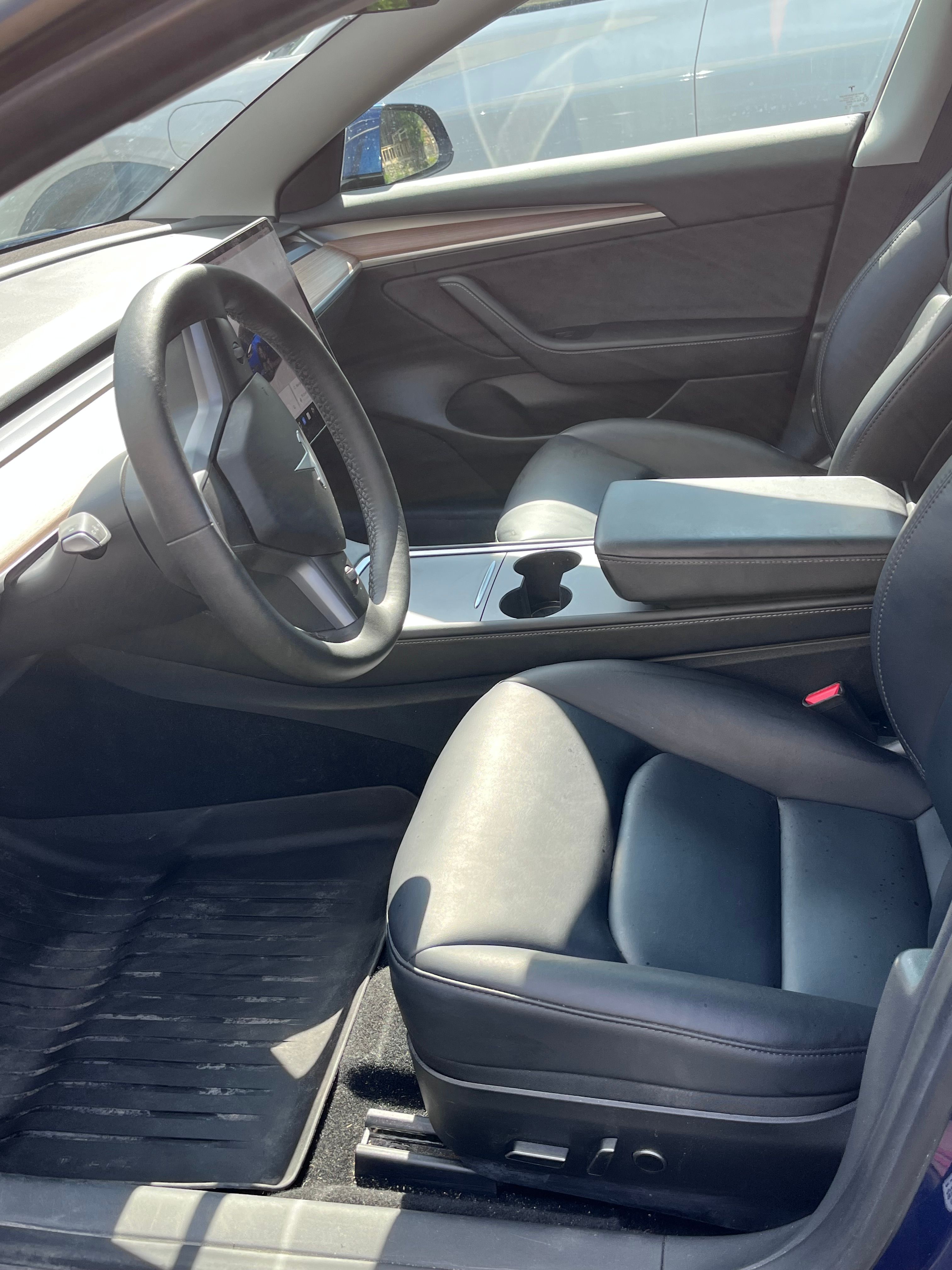 Used 2023 Tesla Model 3 Standard Range RWD image 13
